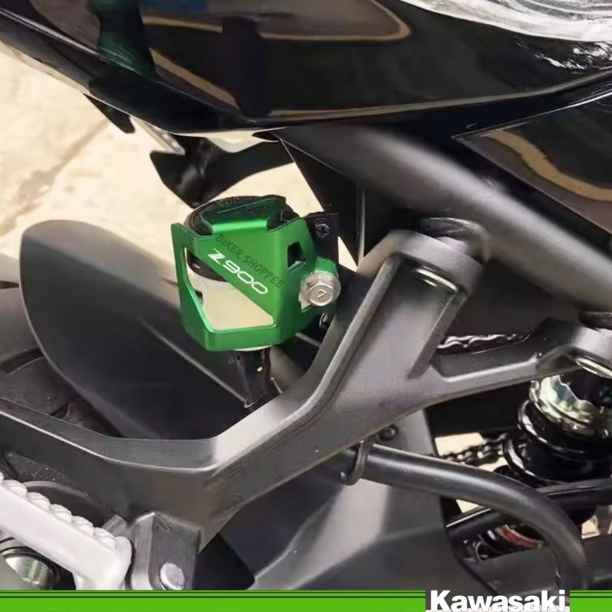 KAWASAKI Z900 REAR BRAKE FLUID GUARD