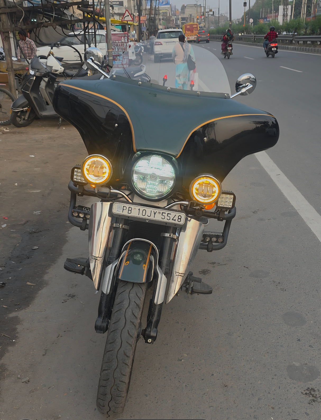Auxillary lights with indicator